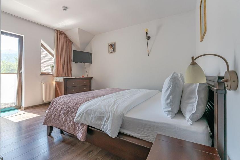 Pensiune de v&acirc;nzare &icirc;n Bran, cu rating 9.8 Booking și 4.9 Google - 31