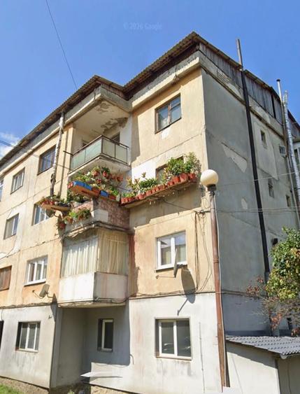 Apartament de vanzare in localitatea Berbesti - 1