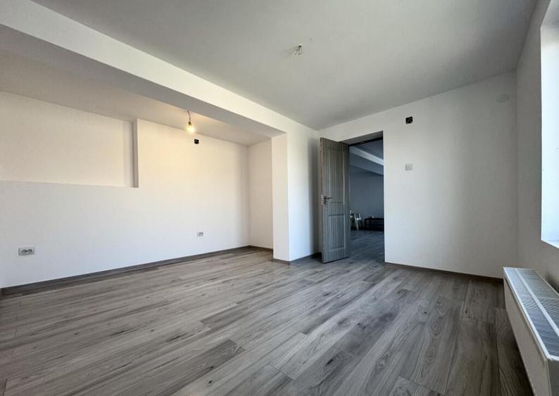 Casa super spatioasa de 4 camere, 131 mp, in zona lini? - 8