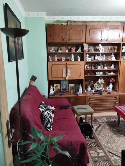 schimb apartament 2 camere decomandat et.3 cu similar parter sau et.1 - 6