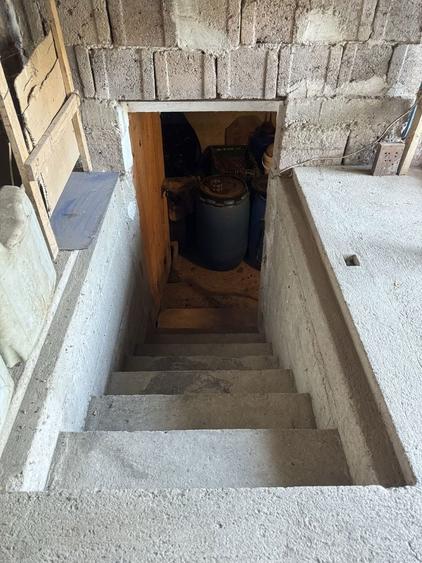 Vand 2 case cu teren in Cermei , Arad - 1