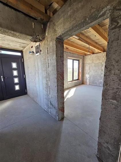 Reco Casa in Paleu cu Toate Utilitatile - 10