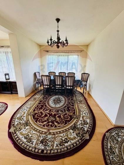 Casa / Vila cu 5 camere de vanzare in zona Sud-Est - 3