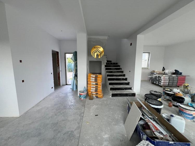 Casa P+1+Pod - 4 camere - 209mp Teren - Aproape de DN1 - Otopeni - 6