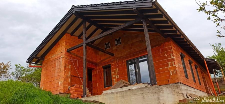 Casa noua ?i casa veche de vanzare - 1