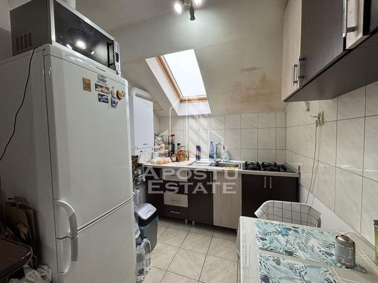 Apartament cu 2 camere in zona Shopping City, centrala proprie - 3