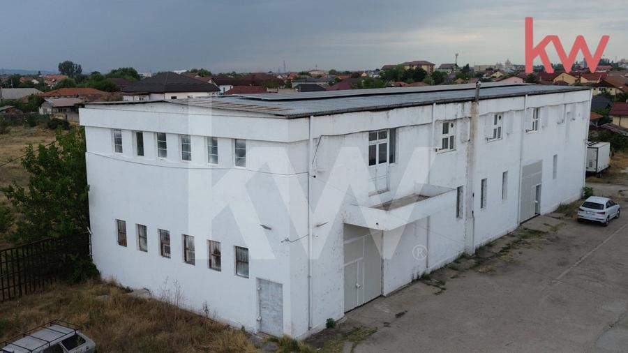 Hala productie, semicentral, gaz, curent, canalizare, panouri fotovoltaice - 1