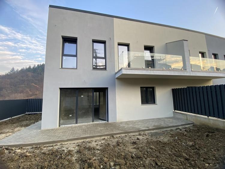 Duplex de vanzare, 195 mp utli, Garaj , zona Tauti - 4