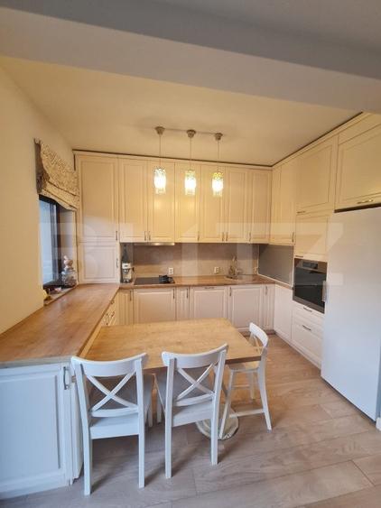 Casa cu 5 camere, zona de case, 275 mp de teren, zona Crizantemelor - 5