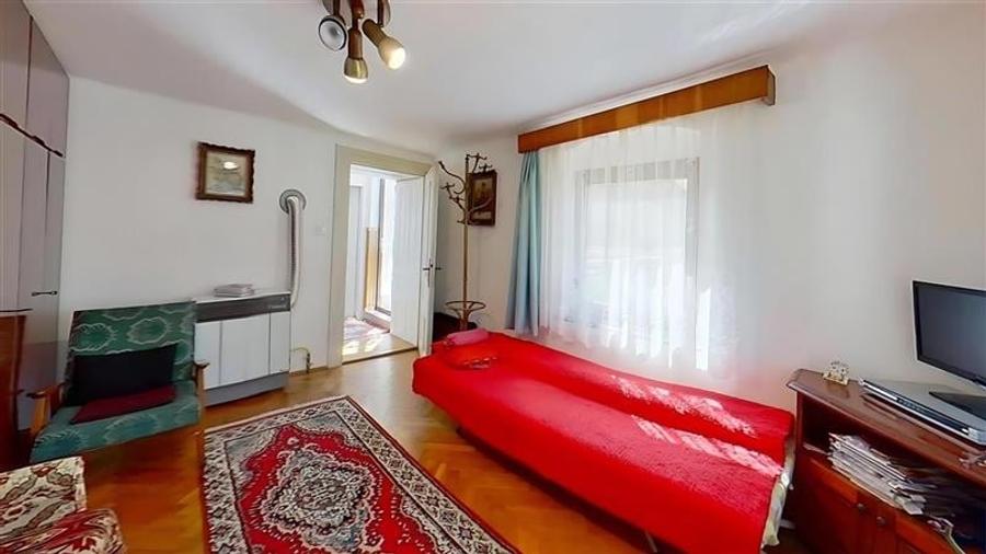 LIVE! Casa cu vatra traditionala, curte si gradina garaj, facilitati, Codlea, Br - 19