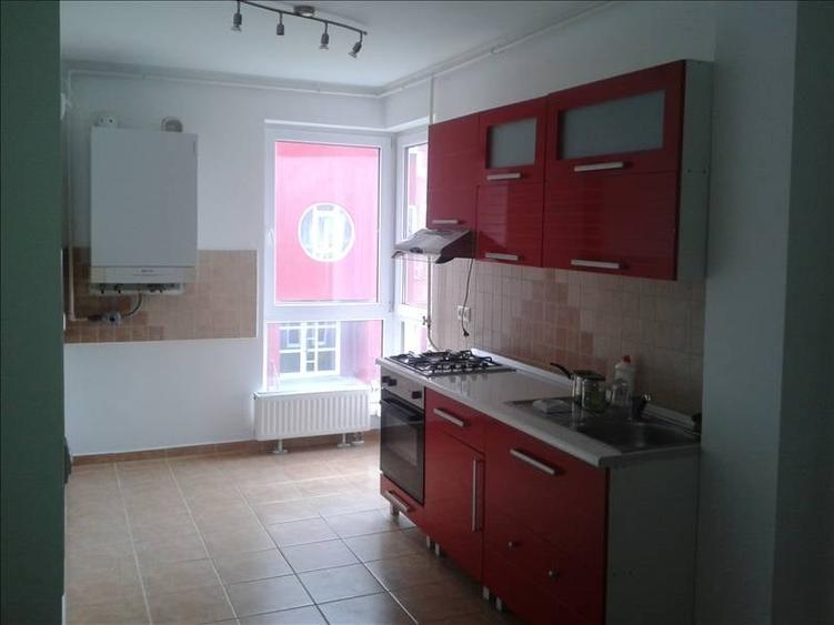 de inchiriat Apartament 3 camere Avantgarden 1 - 2