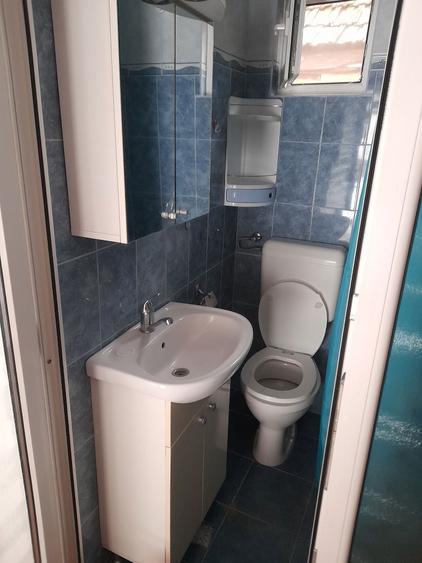 Vand sau inchiriez casa cu anexe - 5