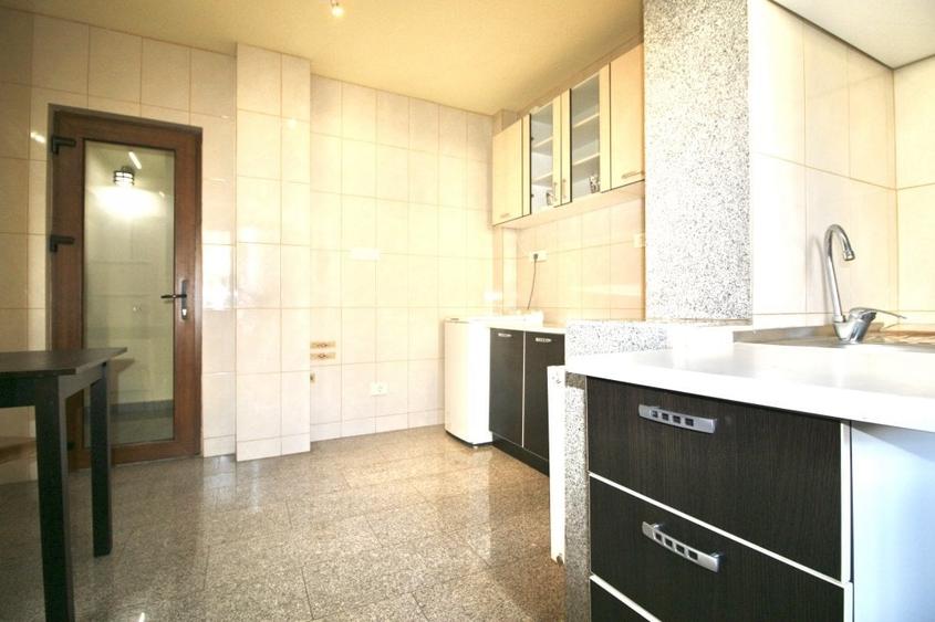 ULTRACENTRAL, UNIVERSITATE, APARTAMENT CU BALCON 17 MP IN  BLOC 1980! - 6