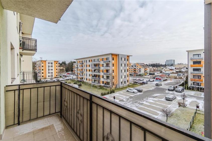 FILM!Apartament 3 camere,2 bai, decomandat,accesorizat,parcare privata,Tractorul - 5