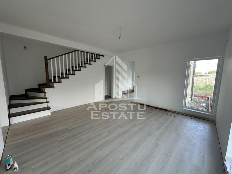 Duplex cu 5 camere si 2 bai, despartit prin camera tehnica in Ghiroda. - 1