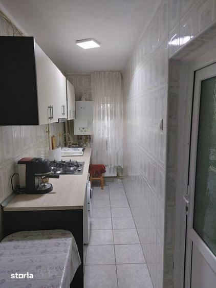 Apartament cu o cameran de inchiriat in spatele la Liceul Pedagogic - 5