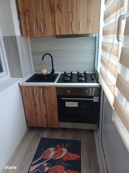 Apartament semidecomandat , et.1/4, Calea Bucure?ti- Institut - 3