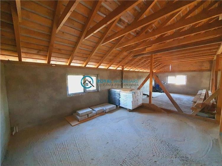 Royal Imobiliare - Vanzare Vila Zona Strejnicu - 17