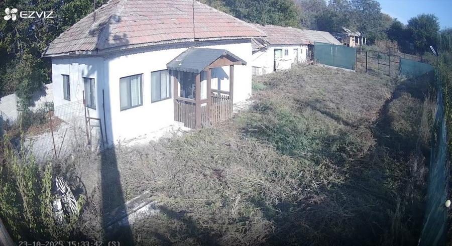 Teren 1000mp+casa 2 camere,utilitati complete-Geormane,la 100m de lac - 1