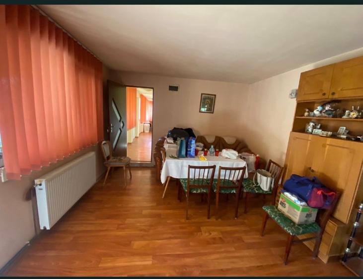 Casă separată cu 3 camere și teren 499mp - 1