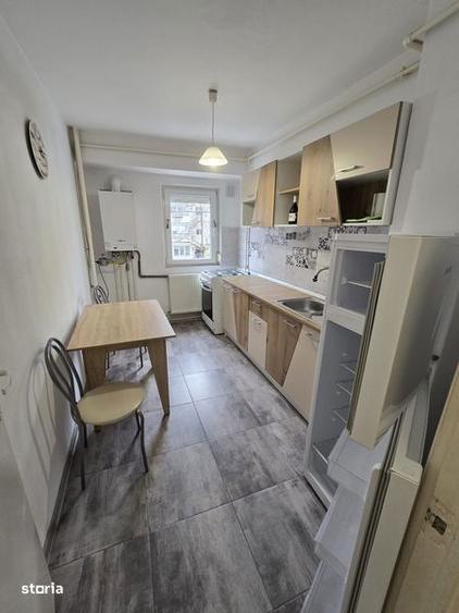 Inchiriez apartament 2 camere decomandat - 4