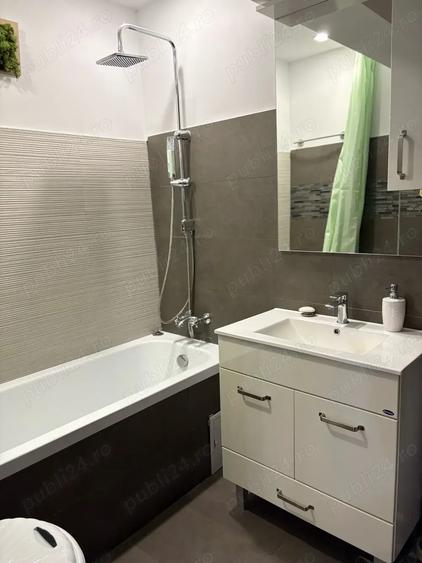 Apartament 2 camere, decomandat, ultracentral - 1