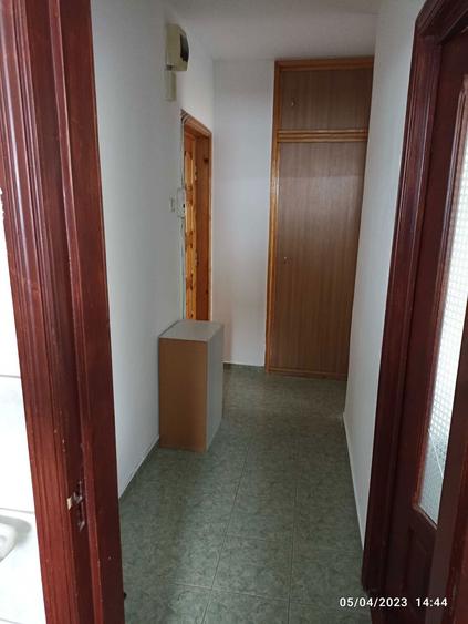 Apart. 1 camera decomandat, Pacurari visavi de Kaufland - 5