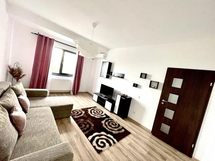 Apartament cu 2 camere decomandat, mobilat în Drumul Taberei