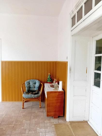 Vand casa cu gradina mare in Hitia? - 7