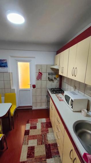 Apartament 3 camere de inchiriat, Pacurari - 6