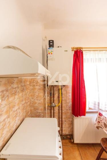 Corp de casă renovat, curte comună – Str. Lungă, Brașovul Vechi - 2