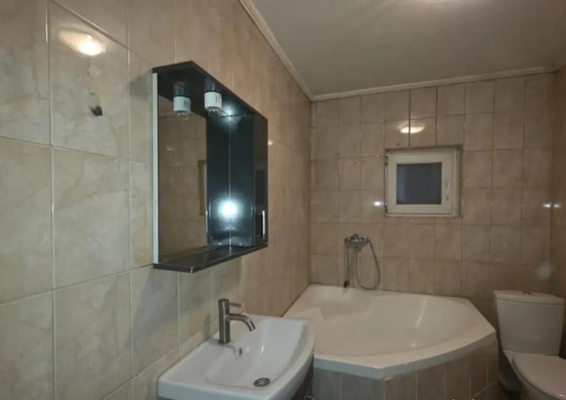 Casa 4 camere Stefanestii de jos-Cretuleasca - 11