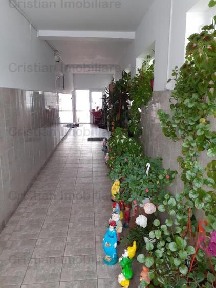 ID 3475 - Casa batraneasca+Spaiu Comercial zona Chercea, - 3