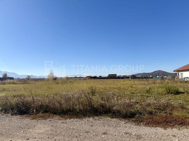 Teren intravilan, PUZ aprobat, 800 mp, cu utilități, Harman - 1