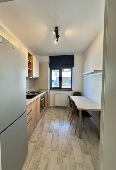 Garsoniera de vanzare la intrare in Sanpetru si /sau pe str Universului - 11