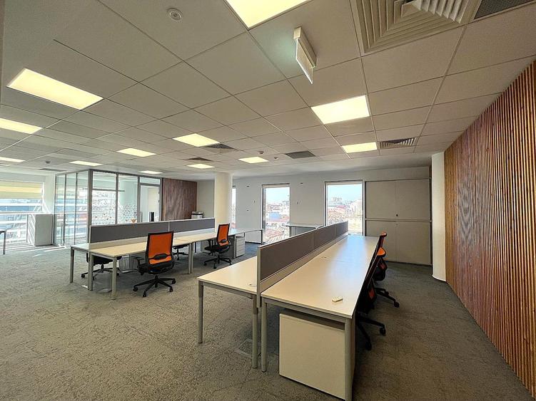 Piata Victoriei -spatii birouri,  170 mp SI 322 mp - 5