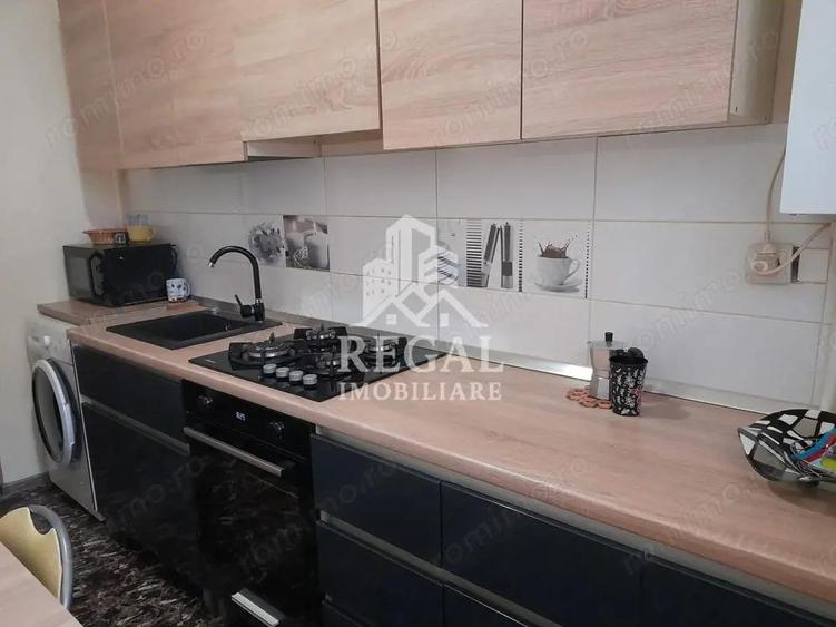 Apartament 3 camere in zona Micro 7( la intersectie cu str. Pinilor) - 3