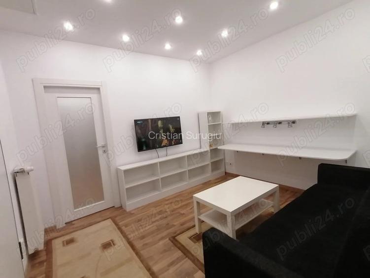 Casa deosebita zona Hotel Marriott - Palatul Parlamentului - Catedrala Mantuirii Neamului Casa deosebita zona Hotel Marriott - Palatul Parlamentului - Catedrala Mantuirii Neamului