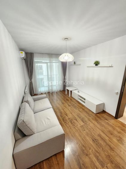 Apartament 2 camere centrala proprie 2 min metrou loc parcare