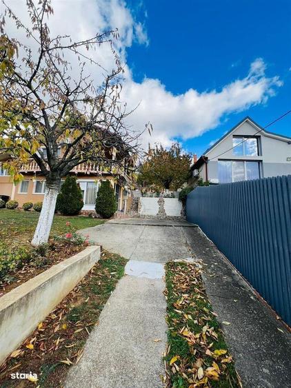 Casa in zona de dealuri - 4