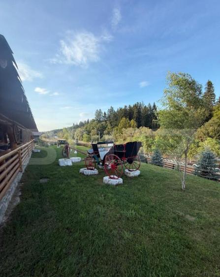 Cabana din lemn rotund, 2 camere, 140 mp, teren 2800 mp, Pal - 3