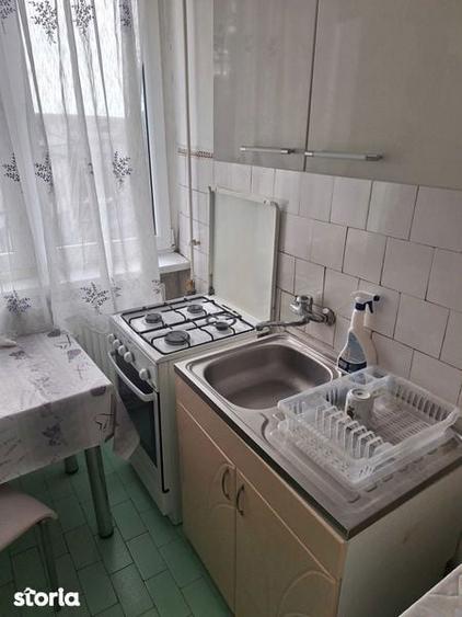 Apartament 2 camere decomandat zona banca - 5