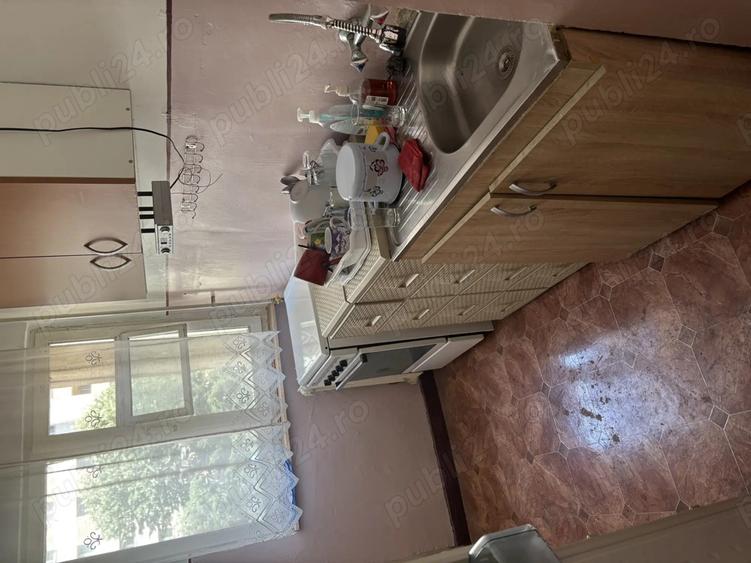 Vand apartament 3 camere Pite?ti - 8