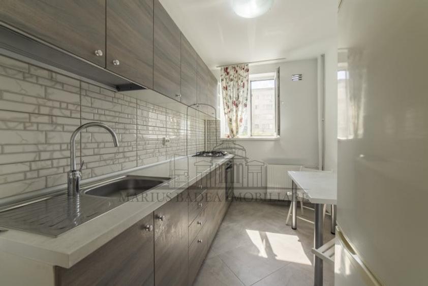 Apartament cu 2 camere semidecomandat, mobilat în Vatra Luminoasă