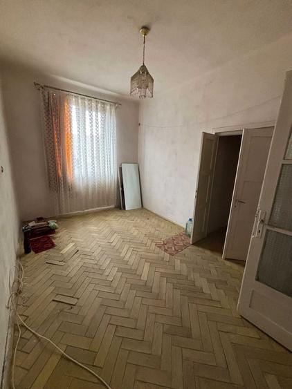 Apartament cu 2 camere decomandat în Exterior Vest