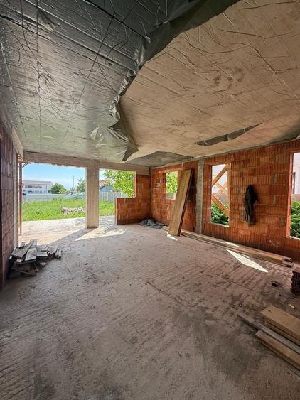 Duplex la rosu - 3 dormitare- Dumbravita - 1