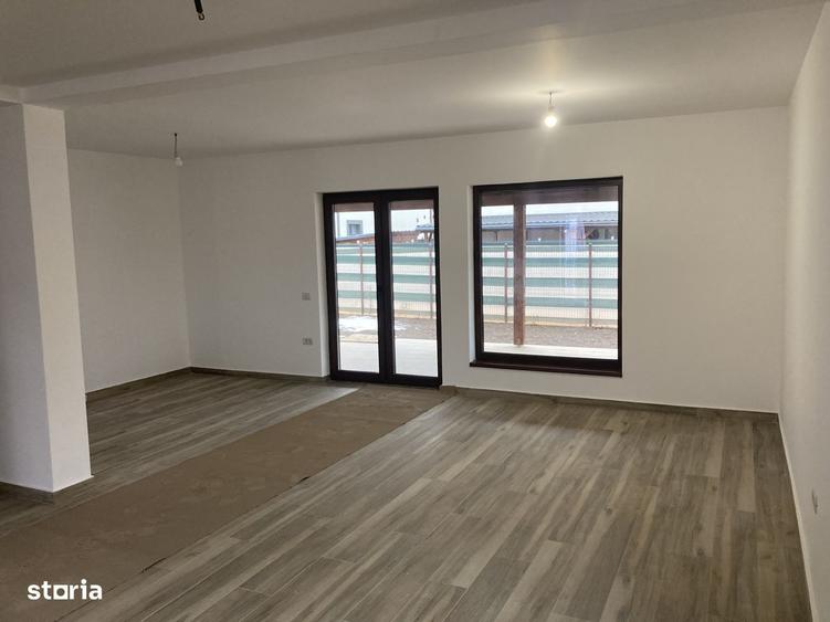 Casa tip duplex, cartier Izvor, Tarlungeni, Brasov - 2