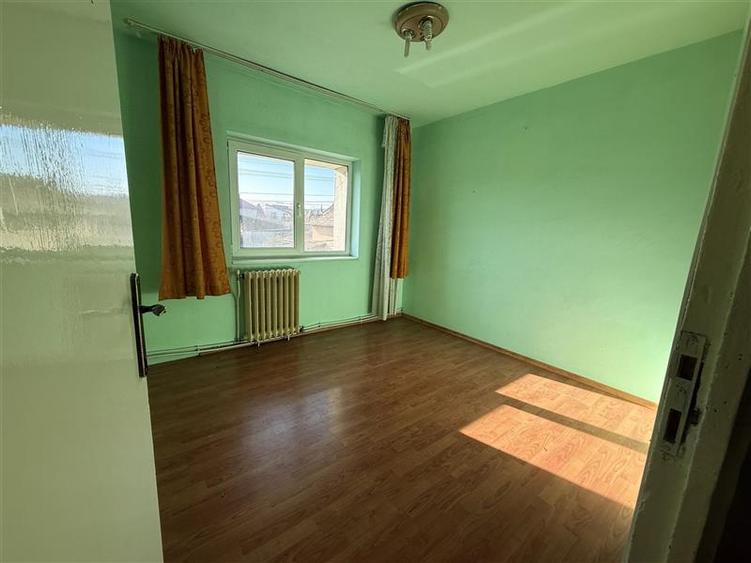 Apartament 4 camere la 5 minute de gara - 5