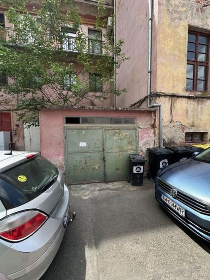 Apartament renovat în clădire istorică - are garaj - 22