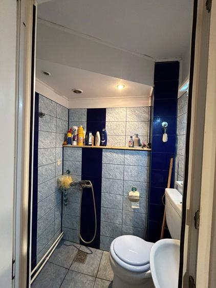 Inchiriez apartament cu 3 camere - 5